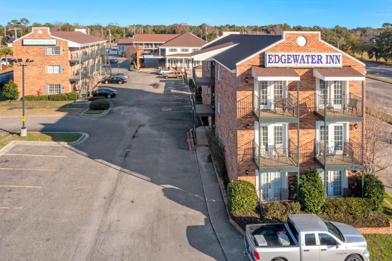 Edgewater - 3*